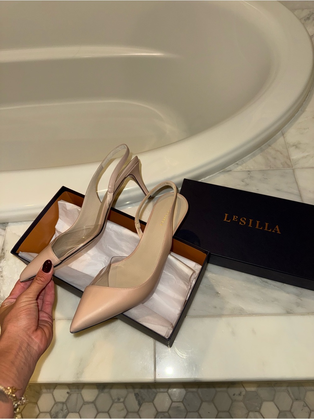 Brand NEW Le Silla Nude Pointed-Toe Slingback Heels